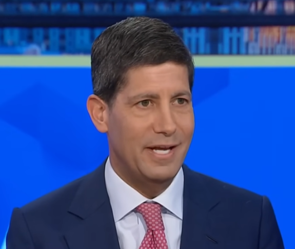 Kevin Warsh speaking on CNBC during 2025 interview. Photo: CNBC